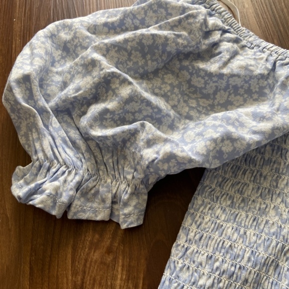 Top - Picture 3 of 3